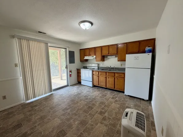 946 Indiana St #1, Lawrence, KS 66044