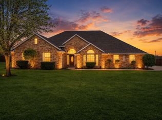 10123 W Clover Ln, Forney, TX 75126