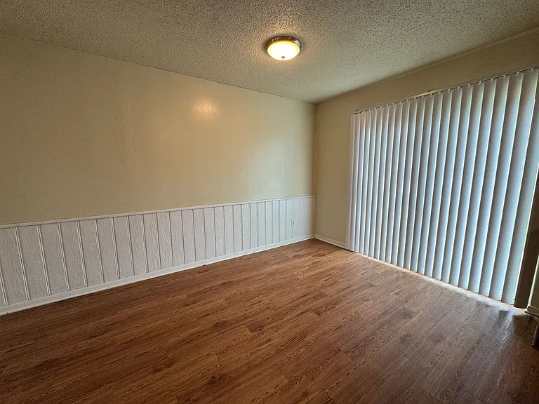 3407 Victoria Cir — Photo 7