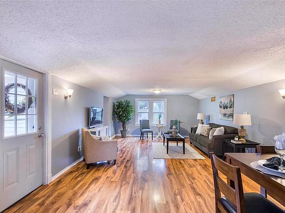 4th image of 6234 Goener Ave