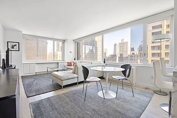 Rented by Manhattan Miami Real Estate | media 16