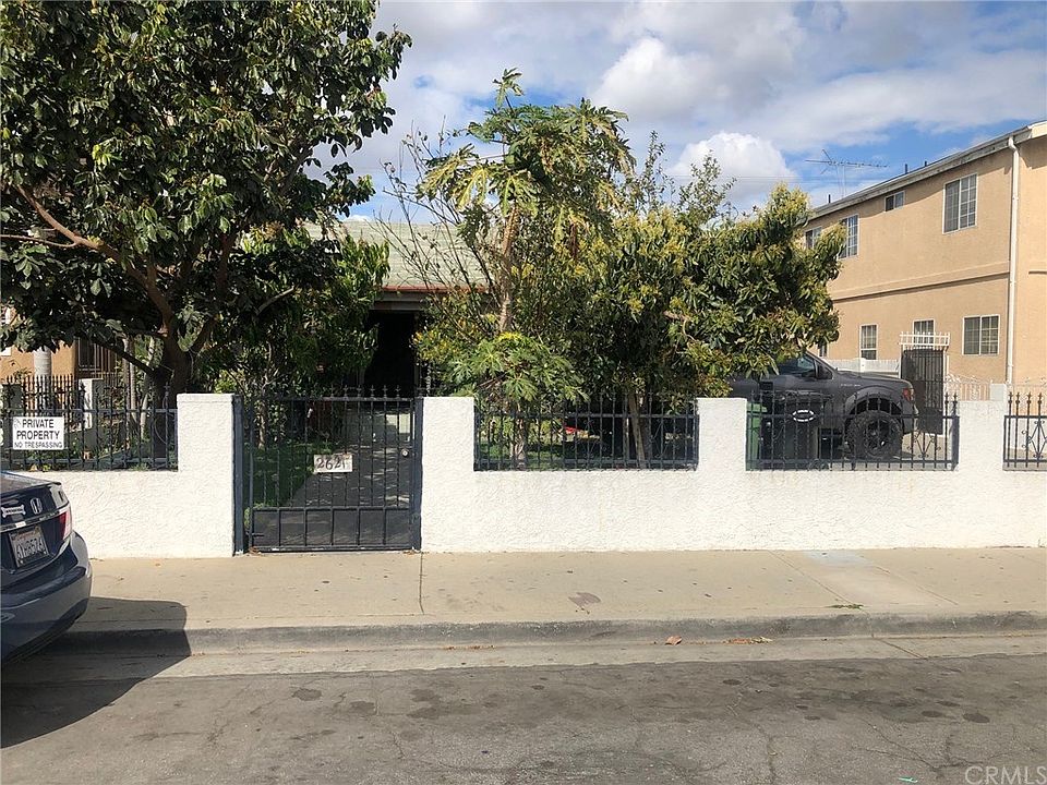 1st image of 2621 Grand Ave