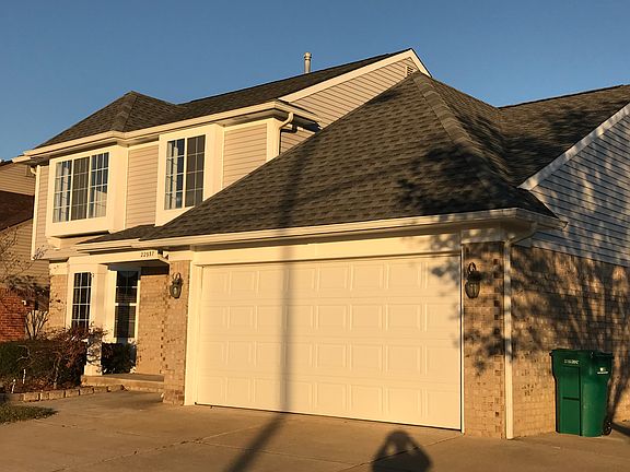 2nd image of 22937 Sherry Dr