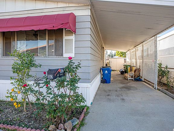 5th image of 10837 Langdon Ave Unit 182