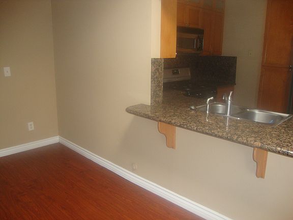 4th image of 1527 Caramay Pl