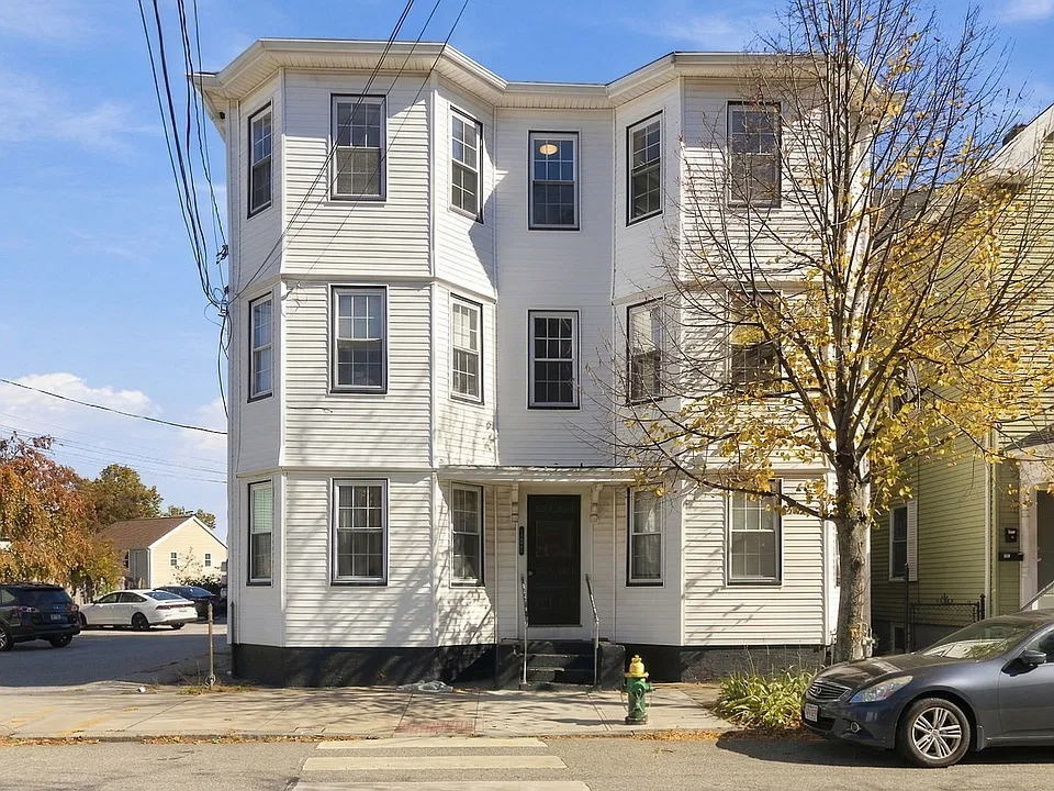 132-134 De Pasquale Ave #2