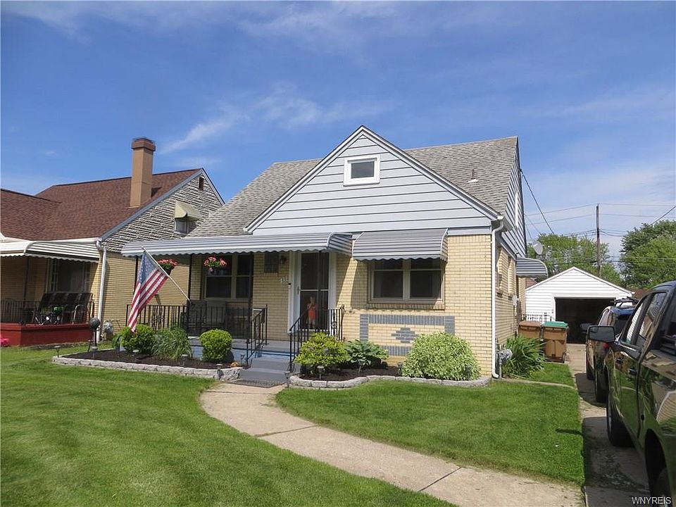 1st image of 33 Donald Dr