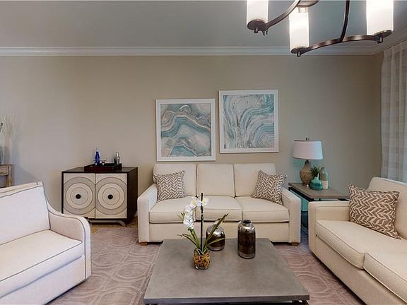 3rd image of 15380 Cortona Way
