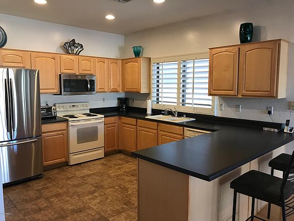 3rd image of 12914 W Windrose Dr