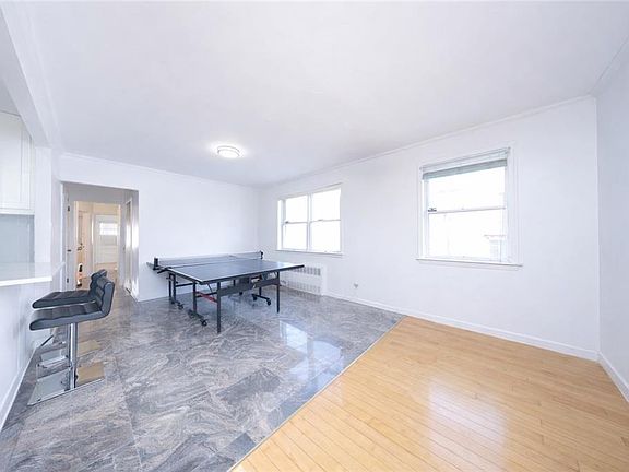3rd image of 933 56th St