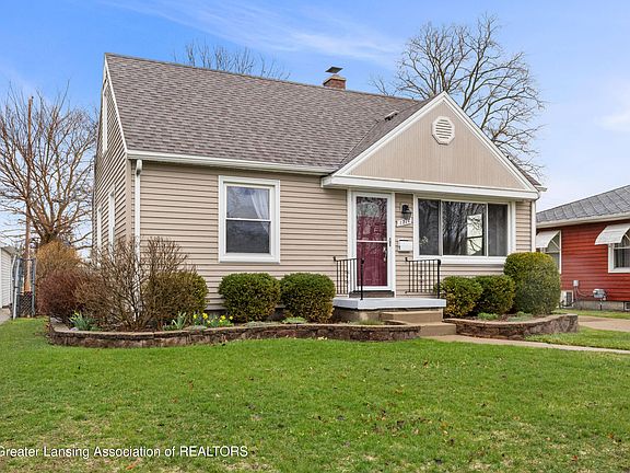 3rd image of 1714 Loraine Ave