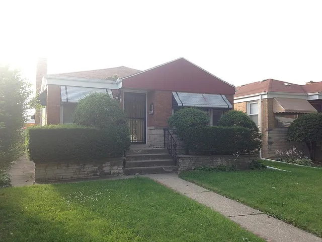 217 Hyde Park Ave photo 1