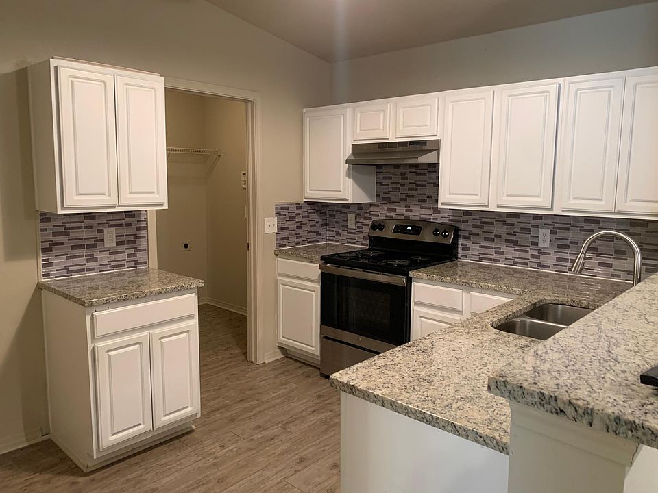1st image of 10344 Aberdeen Dr