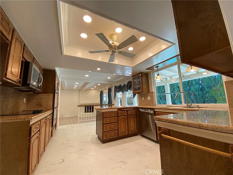 2072 Maverick Cir — Photo 8
