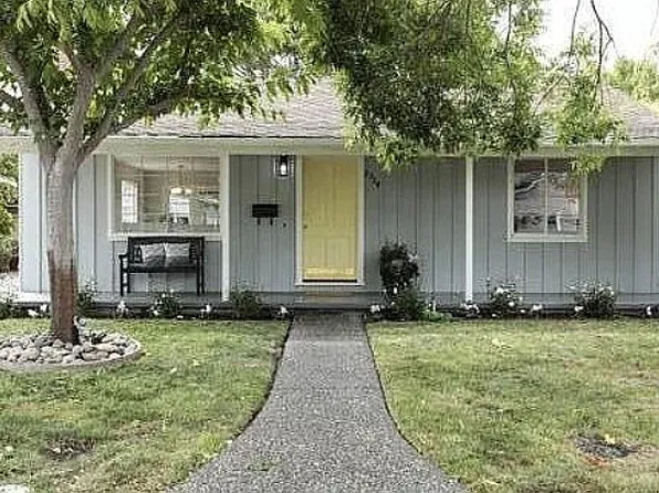 2324 Santa Ana St, Palo Alto, CA 94303