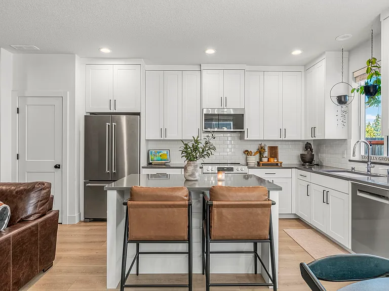 10001 NE 44th Ct — Photo 11
