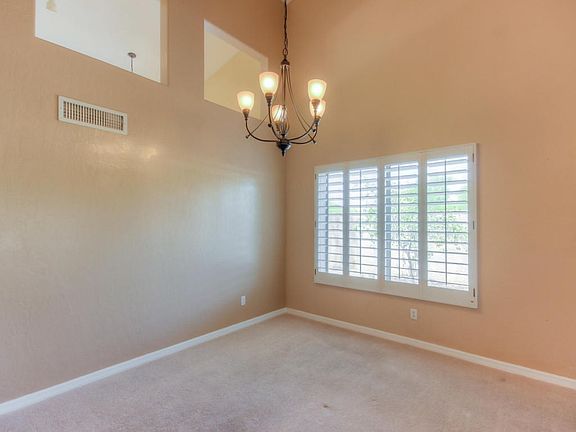 Living Room (4)-FULL