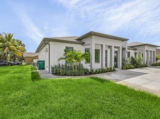 2378 Hunter Blvd #4, Naples, FL 34116