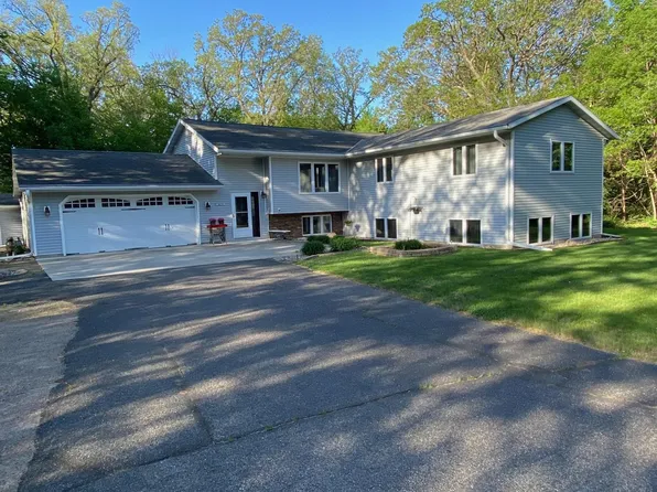 8673 Decathelon Dr, Spicer, MN 56288