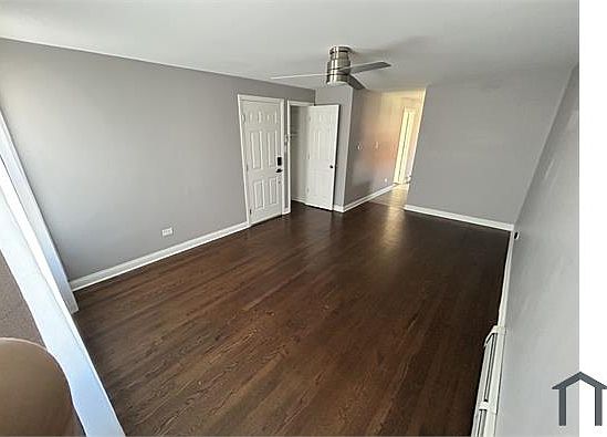 5th image of 13912 S Edbrooke Ave #1