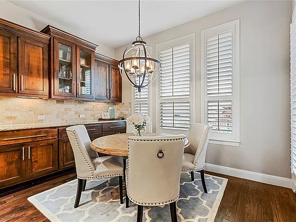 5th image of 8812 Ambrosia Dr