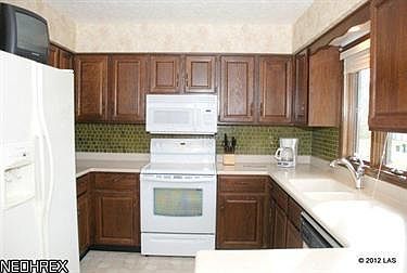 5th image of 134 Prentiss St