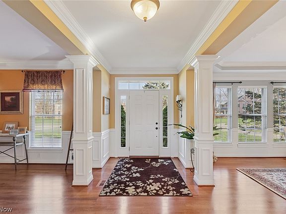 3rd image of 36301 Montrose Way