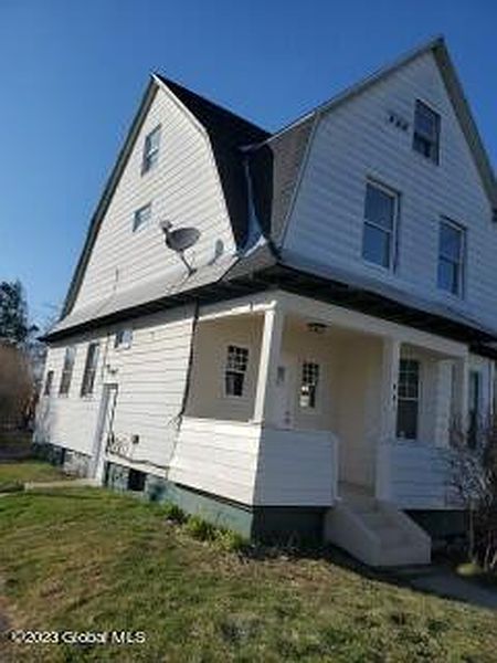 2nd image of 1801 Avenue A