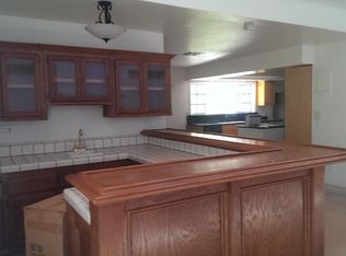 4416 Ensenada Dr, Woodland Hills, CA 91364