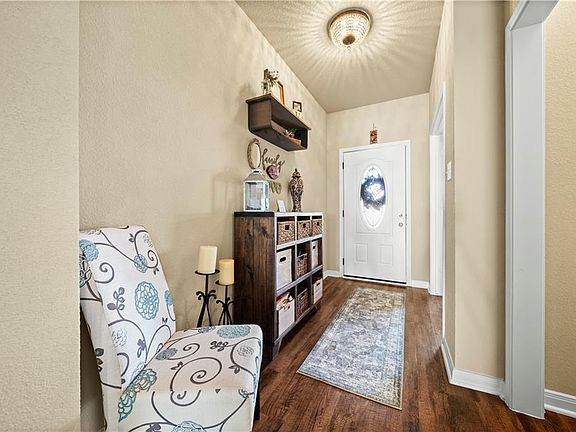 3rd image of 3013 Gilchrist Dr