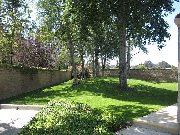 4th image of 173 Jeranios Ct
