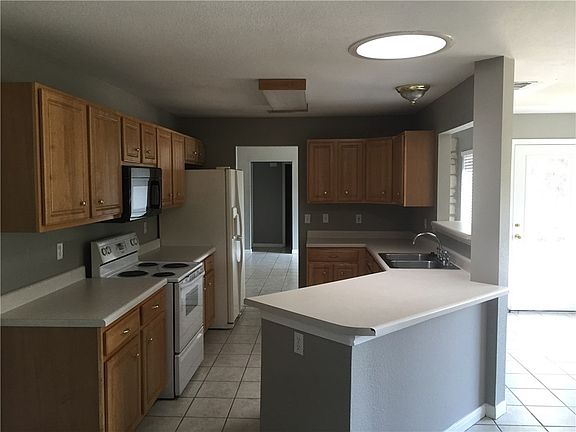 4th image of 209 Cargill Dr