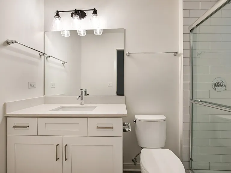 1244 N Bosworth Ave #1A — Photo 6