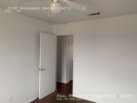 5th image of 1606 Windward Dr APT C