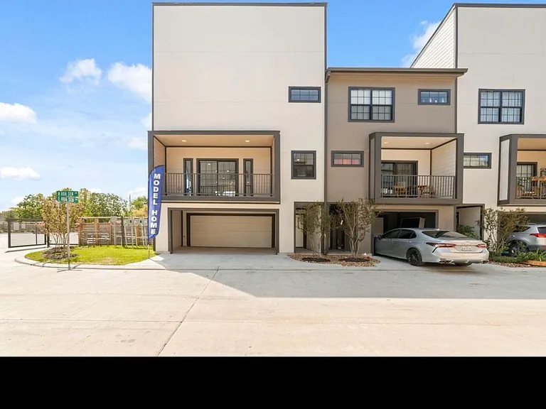 4418 S Kirkwood Rd #11932 — Photo 1
