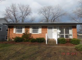 19 Arapaho Dr, Thornton, IL