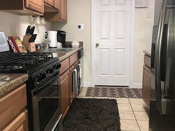 5th image of 4504 Garfield Ct