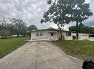 1601 Lakeview Ct, Eustis, FL 32726
