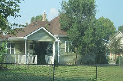 2nd image of 338 Kentucky Ave