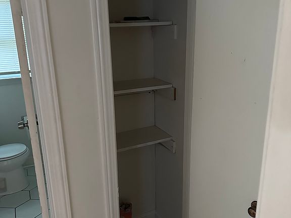 5th image of 10 Gilman Ave