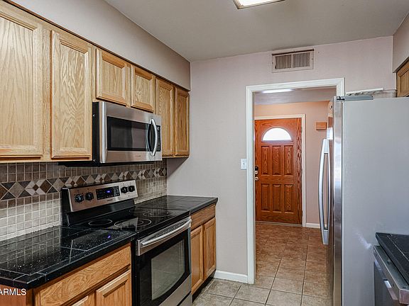 5th image of 12007 N SAINT ANNES Drive