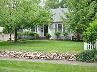 3018 Grace Rd, Kalamazoo, MI 49006