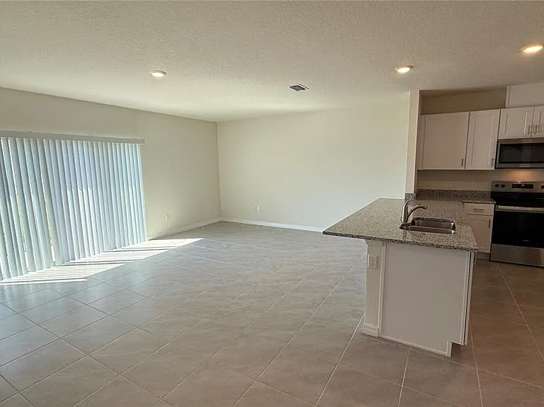 2114 Gentle Rain Dr — Photo 6