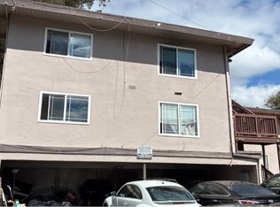 22 Deering Ct #22, Oakland, CA 94601