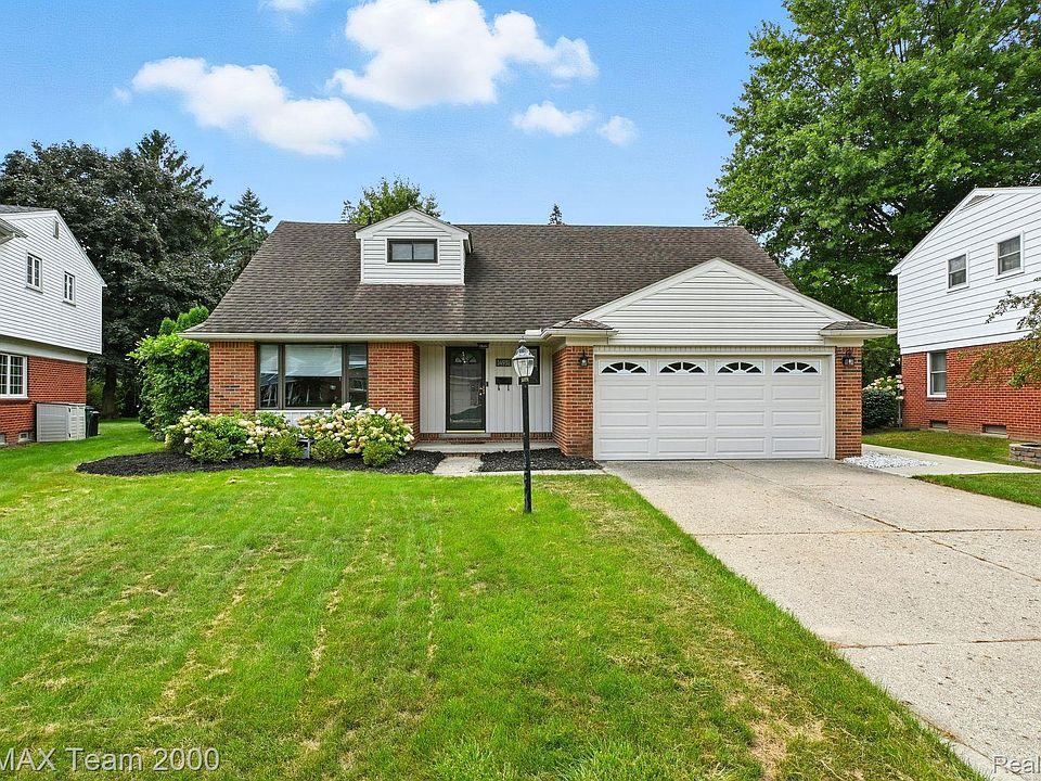 1st image of 14931 Lakewood Dr