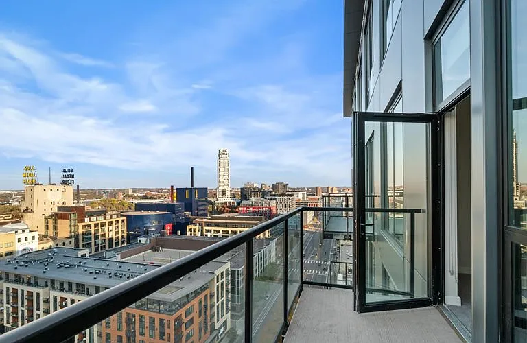 240 Park Avenue — Photo 55