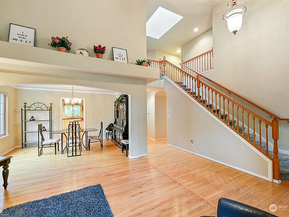 5th image of 3417 32nd Way NW