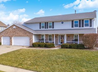 2801 Park Ridge Rd, Bloomington, IL 61704