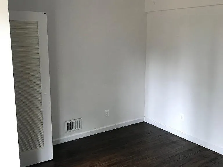 408 Villanova Rd — Photo 9