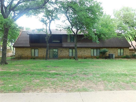 4th image of 829 Havenwood Ln S